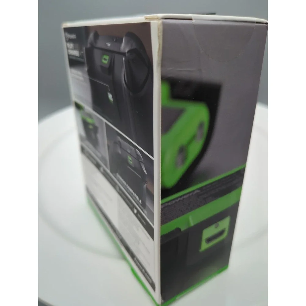 PowerA Play and Charge Battery Kit for Xbox Series X|S *New* *FACTORY SEALED*‎